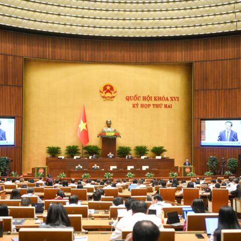 <a href="/tin-tong-hop" title="Tin tổng hợp" rel="dofollow">Tin tổng hợp</a>