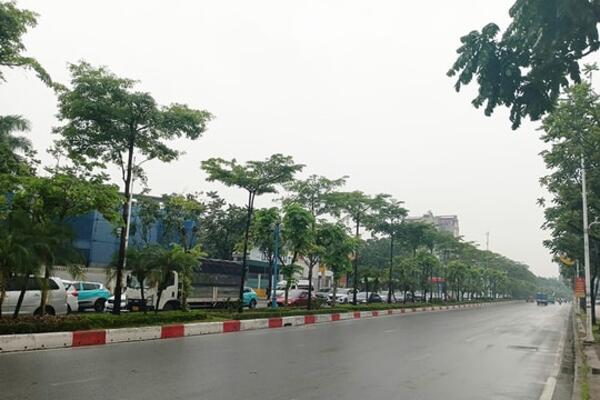 Hà Nội ngày nắng, mưa về chiều, tối