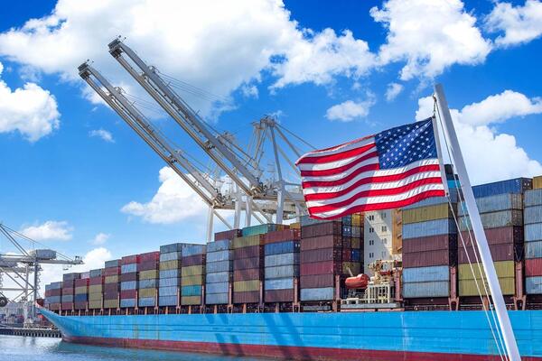 Mỹ lần đầu thu thuế vượt 100 tỷ USD trong tài khoá năm