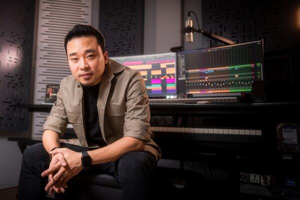 Nhạc sĩ Nguyễn Hữu Vượng giải "bài toán" khó cho Concert quốc gia "Tổ quốc trong tim"