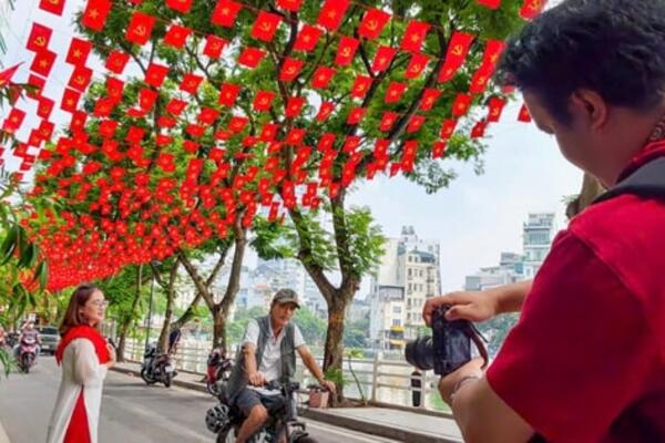 "Sắc đỏ Ba Đình" - Chuỗi hoạt động quảng bá du lịch Hà Nội
