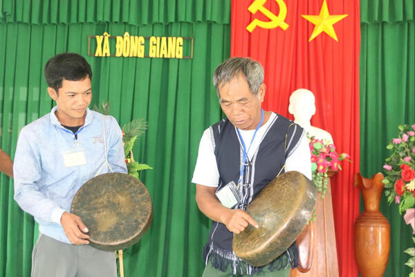 Giảm nghèo bền vững từ gìn giữ văn hóa và phát triển du lịch cộng đồng