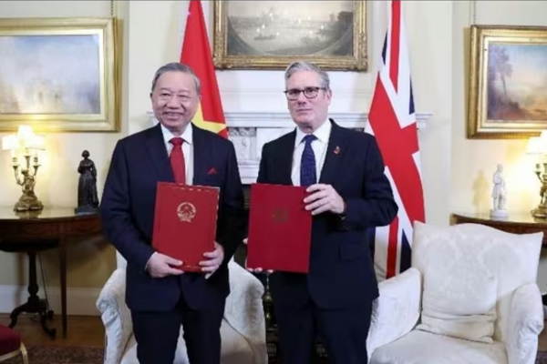 UBND TP Hà Nội trả lời cử tri về tiến độ cải tạo chung cư cũ