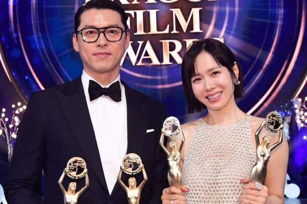 Hyun Bin cùng Son Ye Jin lập kỷ lục chưa từng có trong lịch sử điện ảnh Hàn Quốc