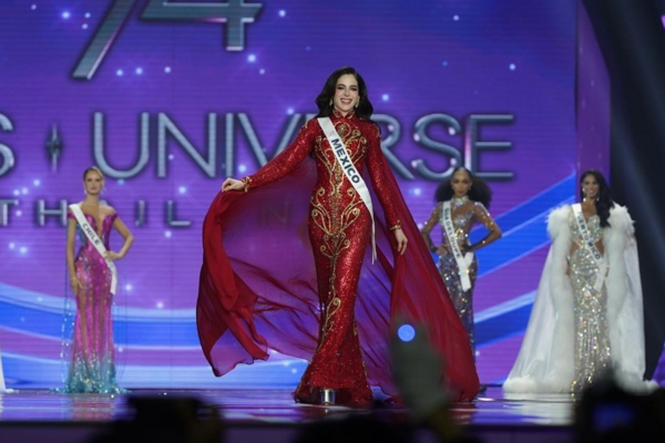Người đẹp 25 tuổi, từng bị ông Nawat mắng xuất sắc đăng quang Miss Universe 2025