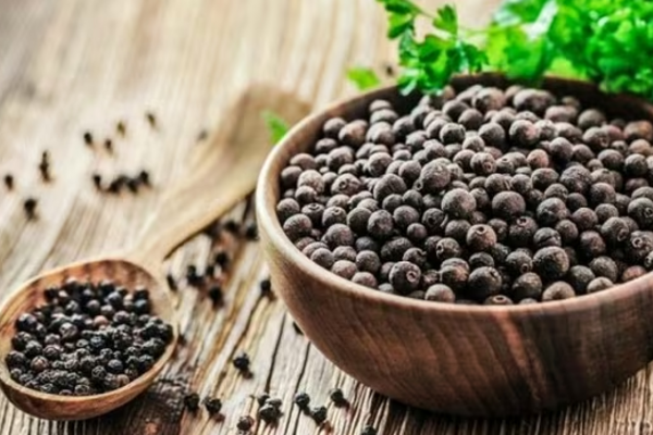 Xuất nhập khẩu vượt 800 tỷ USD, nhiều nhóm hàng chủ lực đạt kỷ lục mới