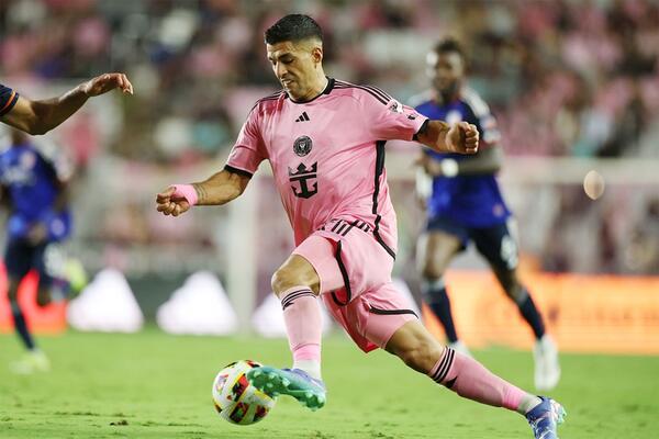 Tin thể thao (10-12): Nhiều “sạn” trong lễ khai mạc SEA Games 33