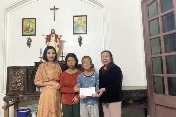 Mang niềm vui tới phụ nữ, trẻ em khó khăn phường Phú Thượng