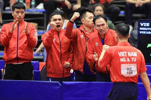 SEA Games 33: Thua đáng tiếc Singapore, bóng bàn Việt Nam lỡ hẹn Huy chương vàng đồng đội nam