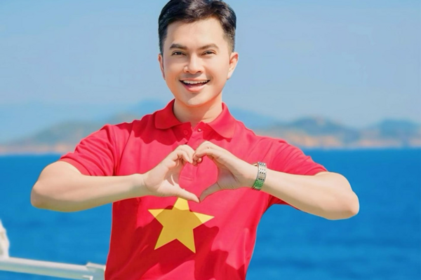 Hành trình xúc động của ca sĩ Nam Cường khi đến với quần đảo Trường Sa
