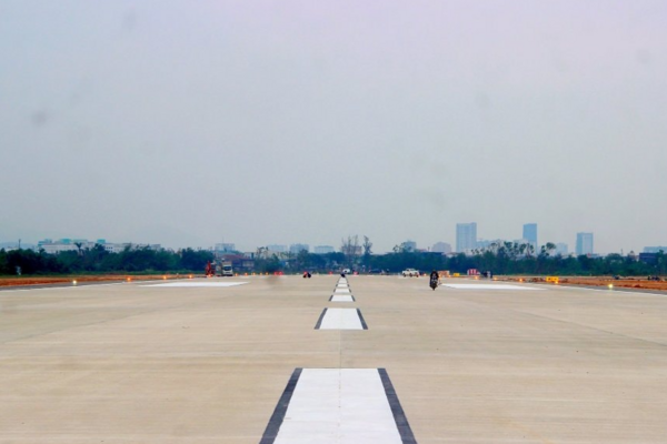 Đưa vào khai thác trở lại cảng hàng không Vinh