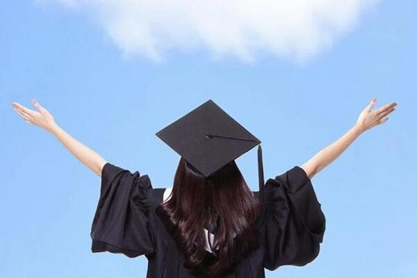 Thoáng như... tốt nghiệp cao học