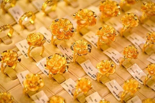 Giá vàng hôm nay (31-12): Giảm kỷ lục