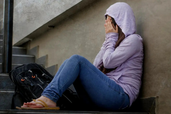 Dù giàu hay nghèo, có 2 thứ cha mẹ không nên ‘keo kiệt’ với con