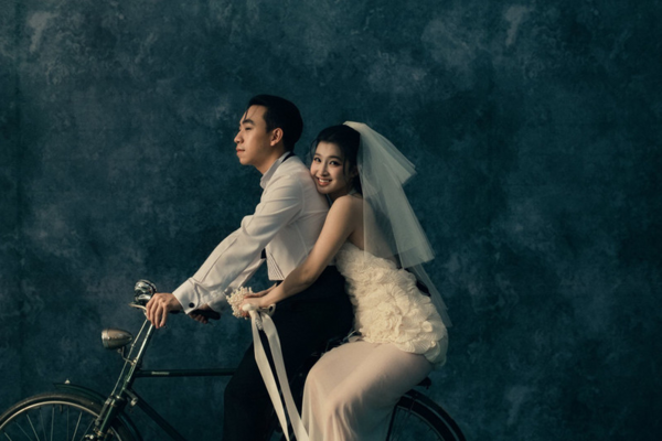 Lộ diện ảnh cưới đẹp như cổ tích của Á hậu Phương Nhi và thiếu gia Minh Hoàng