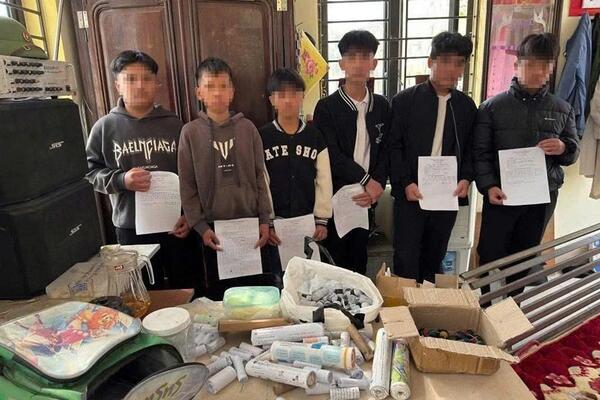 Hiểm họa từ việc học sinh tự chế pháo nổ