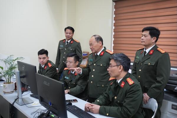 Định danh tài khoản mạng xã hội để bảo vệ người dùng