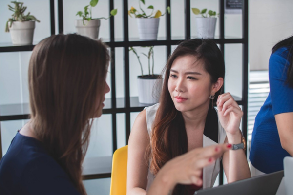 3 cách phát hiện cô ấy ‘bắt cá hai tay’