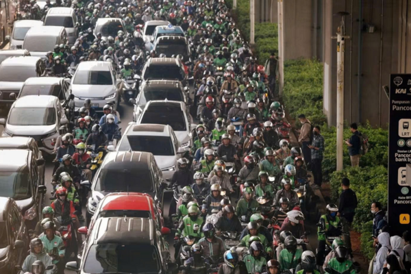 Hàng triệu tài xế công nghệ Indonesia vật lộn với thu nhập thấp