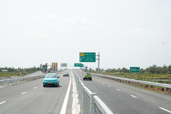 Hạ tầng mở lối, cao tốc mở đường, Đồng bằng sông Cửu Long bứt phá