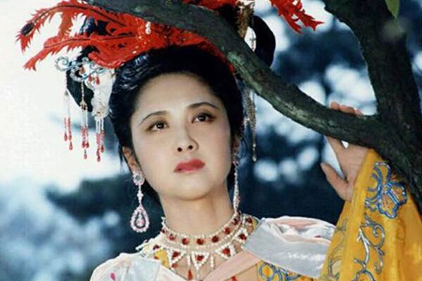 Cận cảnh “tuyệt sắc giai nhân” trong Tây Du Ký 1986: Đẹp kinh điển, vạn người mê