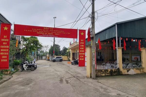 Chuẩn bị cho ngày bầu cử tại Tùng Thiện: Ghi nhận ở tổ dân phố đặc biệt