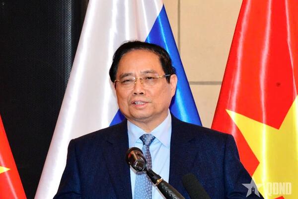 Thủ tướng Phạm Minh Chính gặp gỡ cộng đồng người Việt Nam tại Liên bang Nga