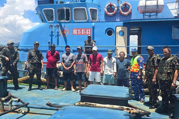 Hải quan đẩy mạnh chống buôn lậu, gian lận thương mại trong kinh doanh xăng dầu