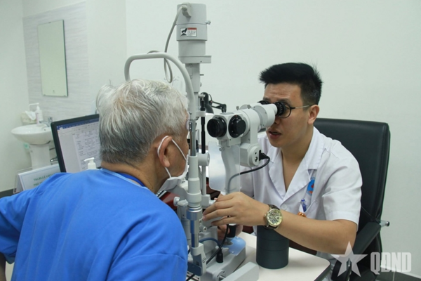 Tiếp cận kinh nghiệm quốc tế để nâng cao chất lượng chăm sóc sức khỏe cho người cao tuổi