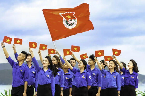 Thanh niên có trách nhiệm như thế nào đối với Tổ quốc?