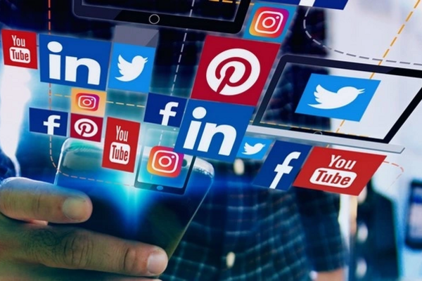 Đừng a dua theo các trào lưu nhất thời