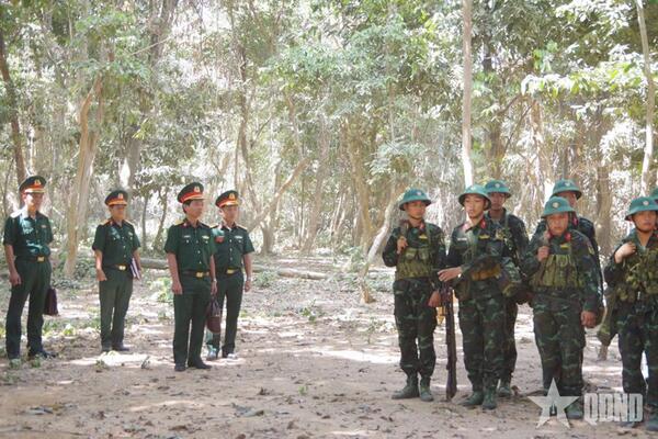 Quân khu 9: Bệnh viện Quân y 121 kiểm tra công tác phòng, chống say nắng, say nóng