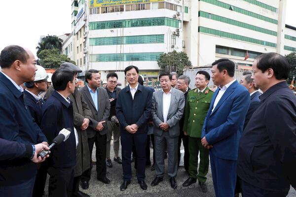 Dấn thân vào việc mới, việc khó