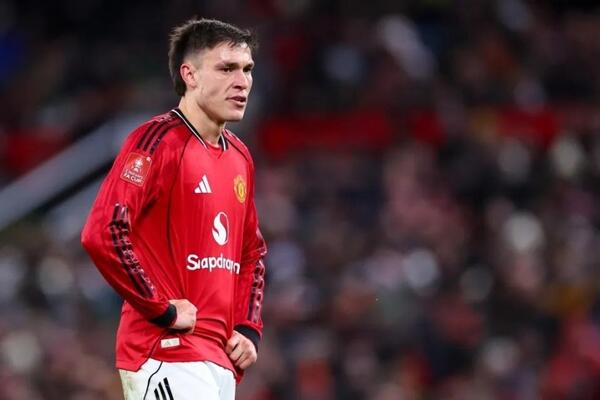 Tin thể thao (6-4): Thắng đậm Roma, Inter vững ngôi đầu Serie A