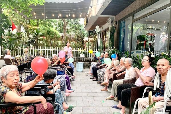 Kinh tế bạc: Cơ hội mới trong già hóa dân số