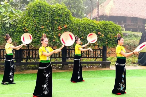 Rực rỡ sắc màu vùng cao giữa lòng Thủ đô dịp nghỉ lễ 30/4 và 1/5