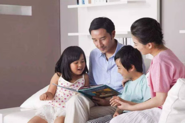 Sai lầm thường gặp trong giao tiếp với con