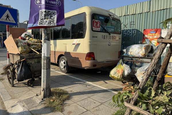 Hà Nội thực hiện phân loại rác tại nguồn: Vướng từ ý thức đến hạ tầng
