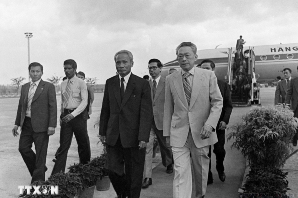 Việt Nam - Singapore: Từ những điều đầu tiên đến đối tác chiến lược toàn diện