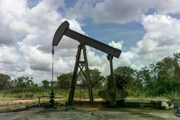 Dầu Venezuela “cháy hàng” trên thị trường quốc tế