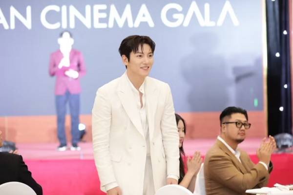 Ji Chang Wook mong có cơ hội hợp tác với điện ảnh Việt Nam