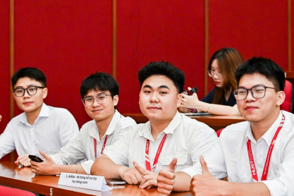 Đại học Bách khoa Hà Nội công bố điểm sàn, dự báo điểm chuẩn 2026