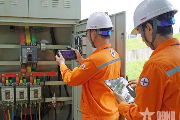 Giải bài toán tổn thất điện năng bằng công nghệ số