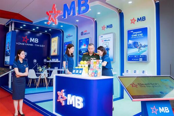 Tăng cường kiểm soát rủi ro trong giao dịch ngân hàng