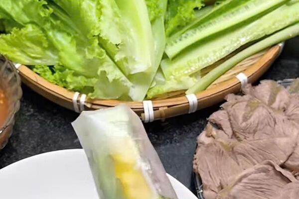 Hàng tiêu dùng, ẩm thực lên ngôi trên sàn thương mại điện tử
