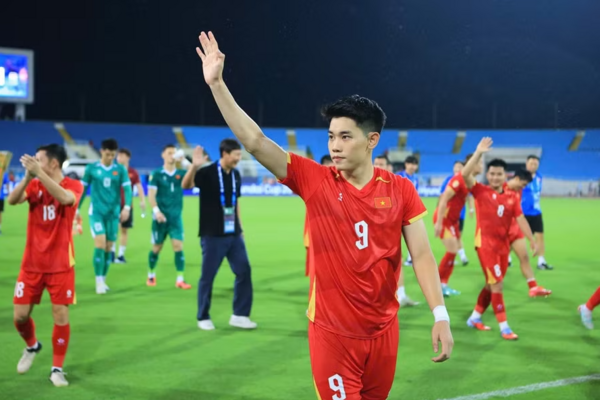 Tuyển Việt Nam áp đảo trong tốp 10 cầu thủ hay nhất vòng bảng ASEAN Cup 2026
