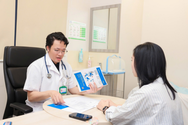 TP HCM tính hỗ trợ 100 triệu đồng/năm đào tạo bác sĩ nội trú, đổi lại 6 năm phục vụ