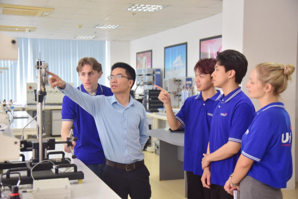 Học sinh Việt Nam có thể học chương trình THPT nước ngoài không giới hạn tỷ lệ
