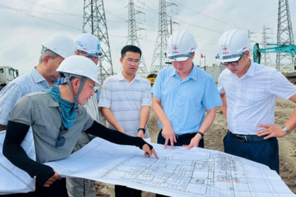 Phấn đấu hoàn thành các dự án điện quan trọng trước mùa nắng nóng 2027