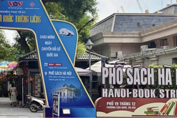 Trải nghiệm Quảng trường Ba Đình năm 1945 bằng công nghệ VR tại Phố sách Hà Nội